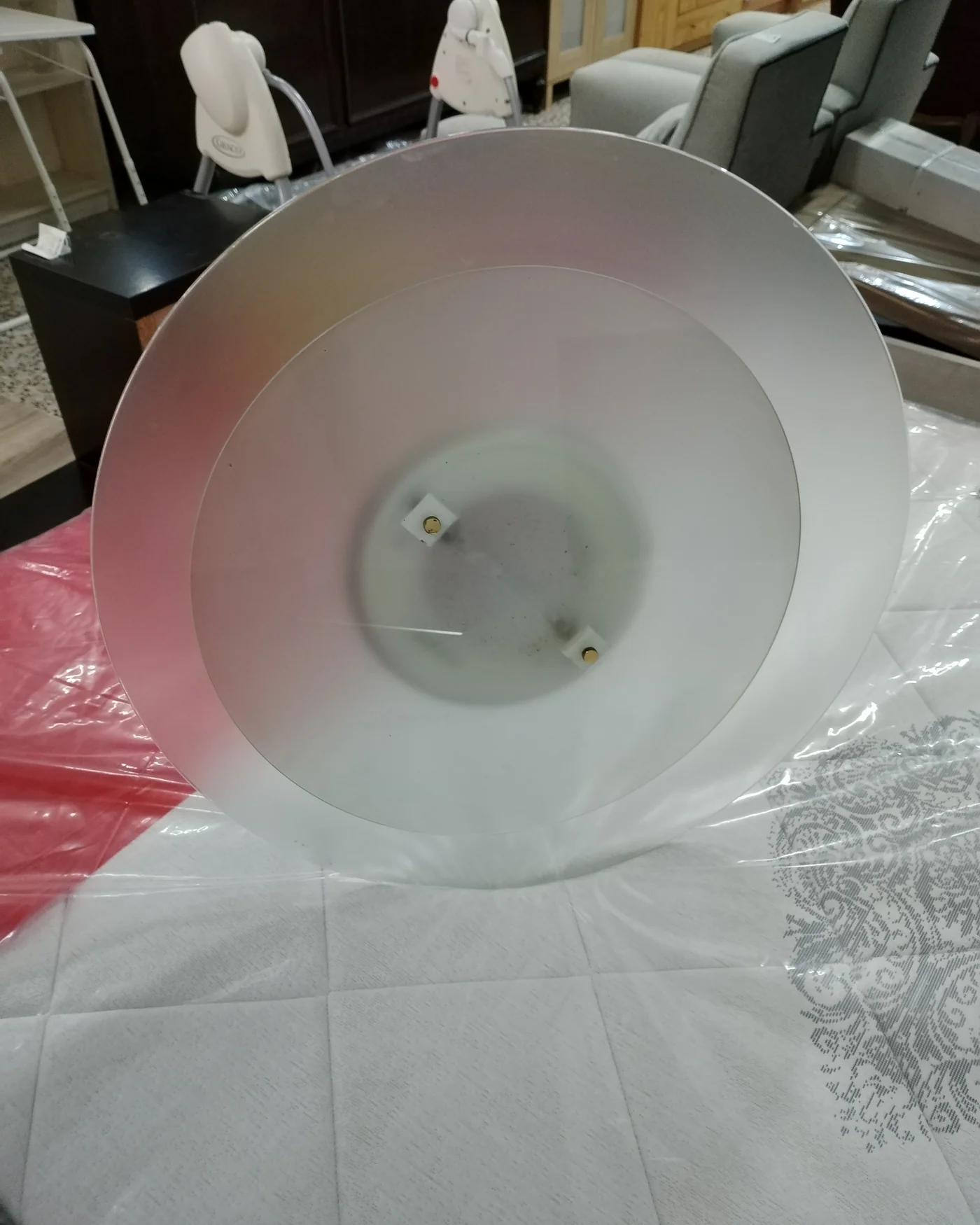 Lámpara de techo vintage de cristal y latón - imagen 4