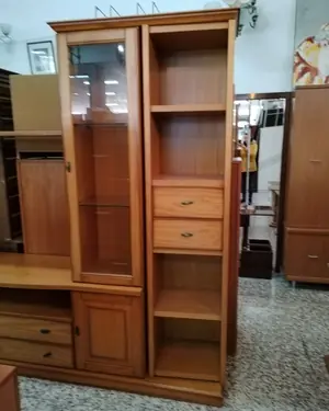 Mueble de salón de pino con vitrinas y cajones - miniatura 2