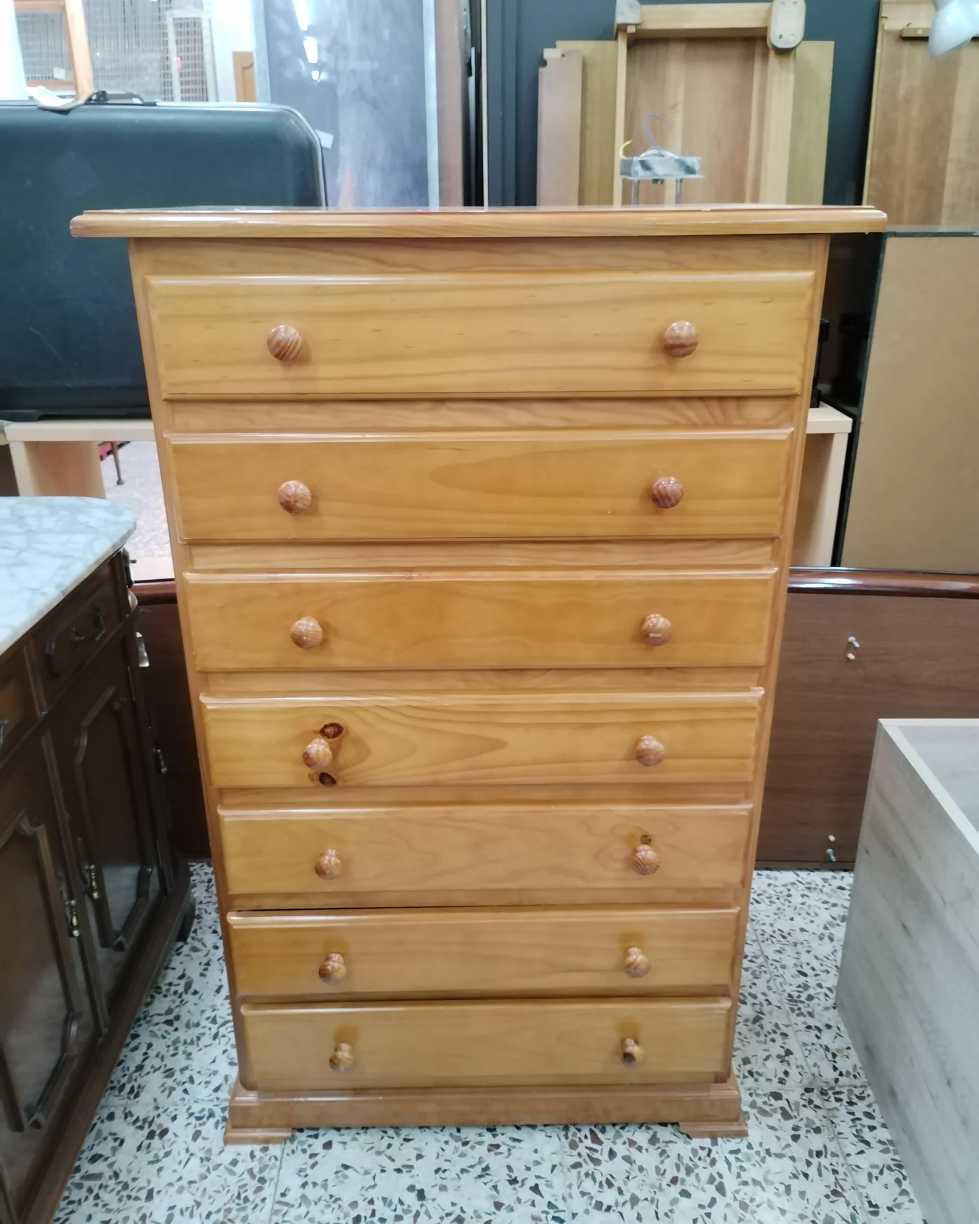 Sinfonier de madera con 7 cajones - imagen 1
