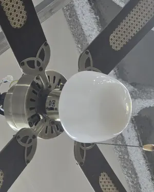 Ventilador de techo rústico con luz - miniatura 3
