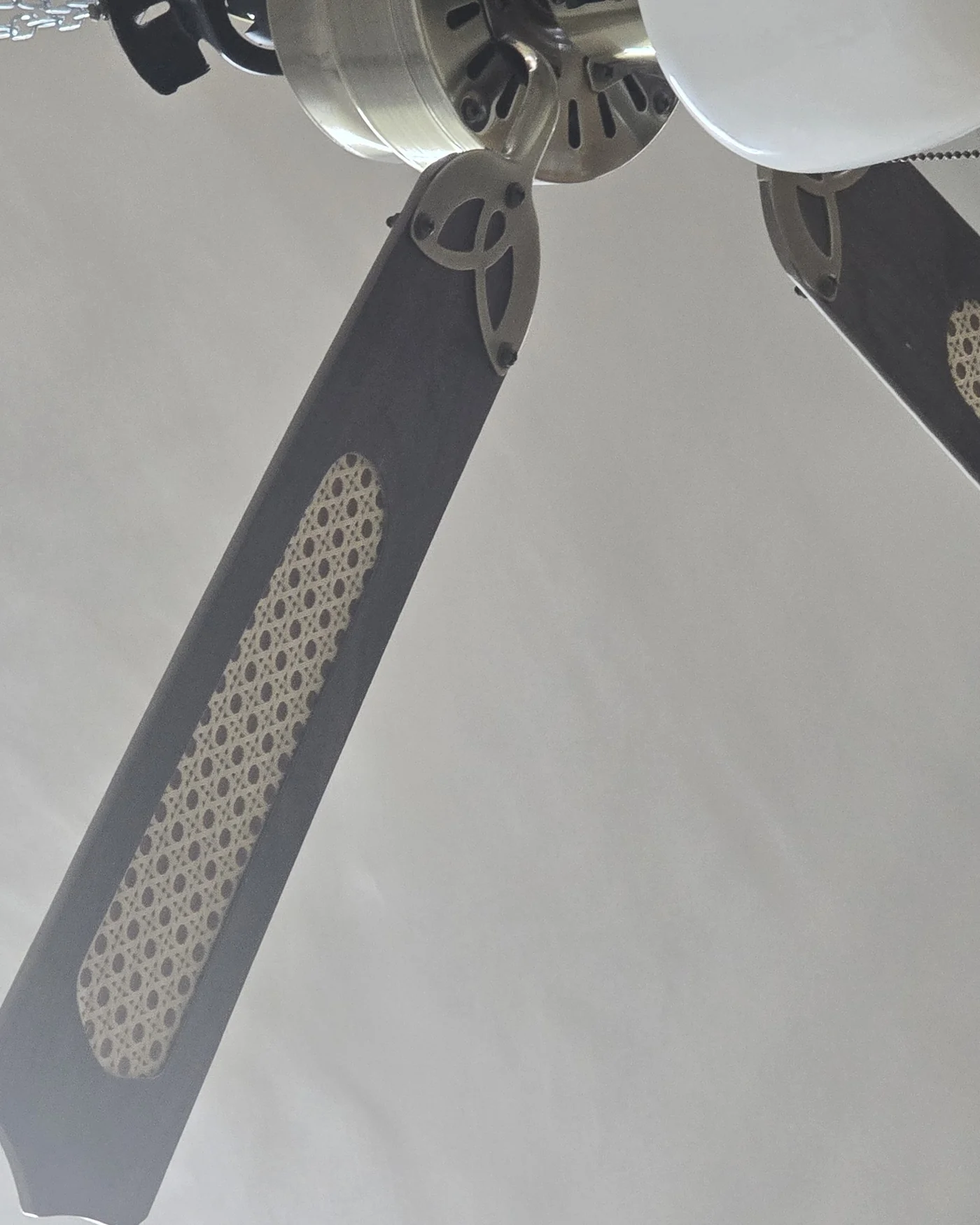 Ventilador de techo rústico con luz - imagen 4