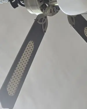 Ventilador de techo rústico con luz - miniatura 4