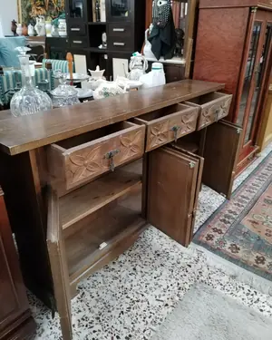 Aparador de estilo castellano de madera - miniatura 5