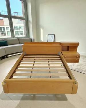 Estructura de cama con mesita de noche integrada - miniatura 1