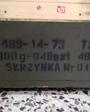 Caja de munición militar vintage de madera - miniatura 5