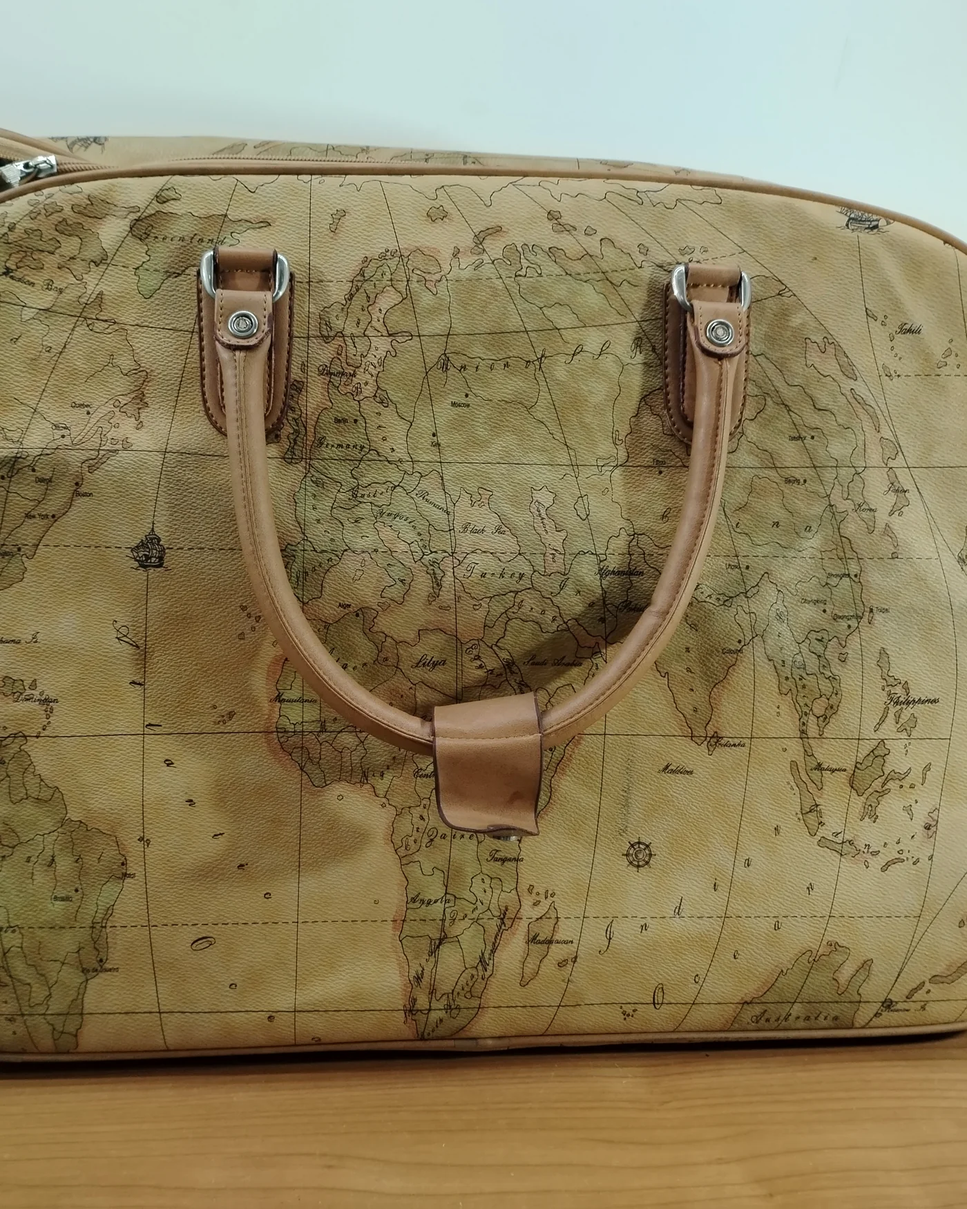 Bolso vintage con mapa del mundo - imagen 1