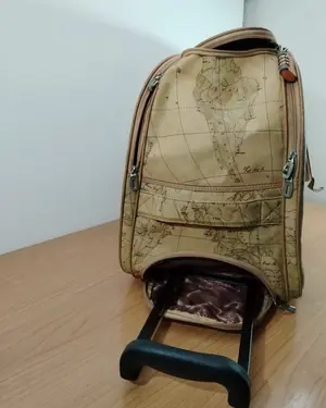Bolso vintage con mapa del mundo - miniatura 3