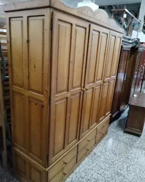Armario de tres puertas con cajones - miniatura 2