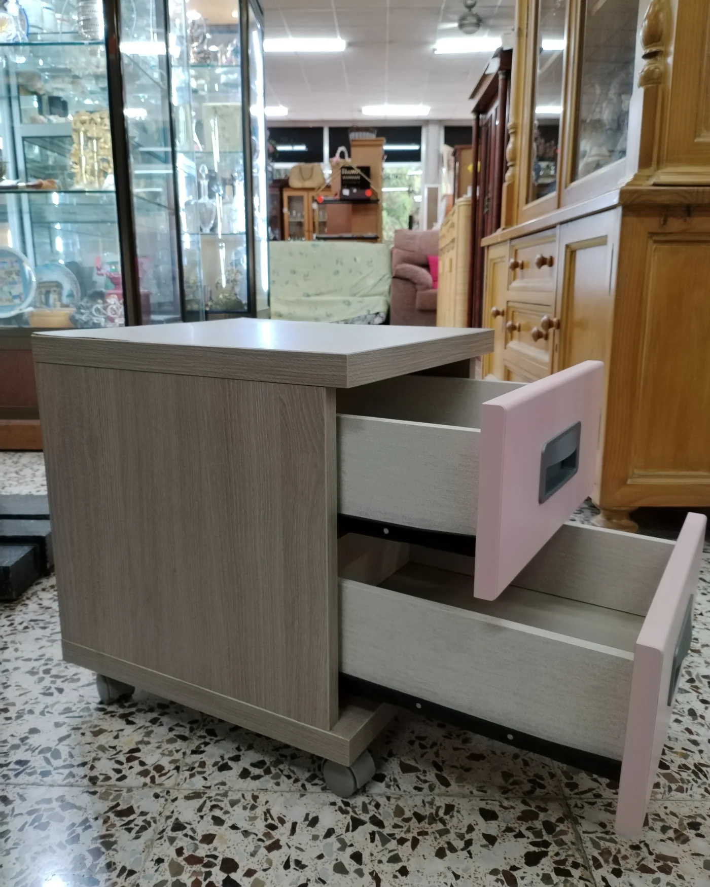 Comodín de dos cajones con ruedas - imagen 3