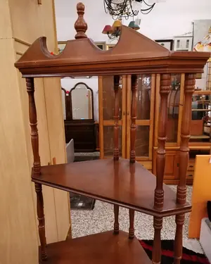 Estante de esquina vintage de madera con cajón - miniatura 4