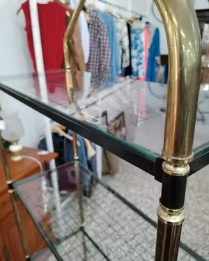 Estantería vintage de metal y cristal con forma de casa - miniatura 4