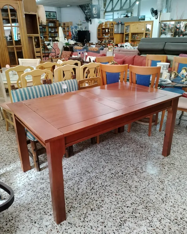 MESA DE COMEDOR