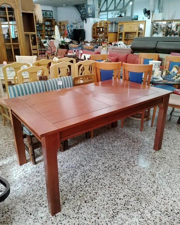 MESA DE COMEDOR