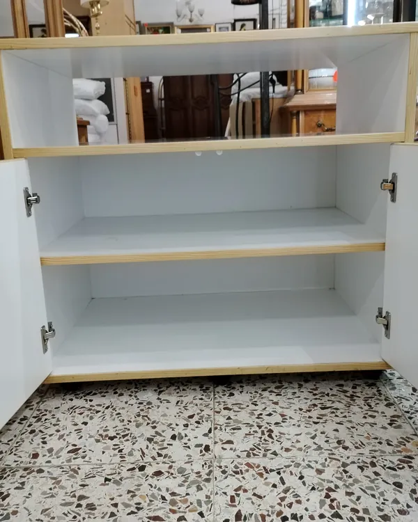 MUEBLE BAJO DE ALMACENAMIENTO