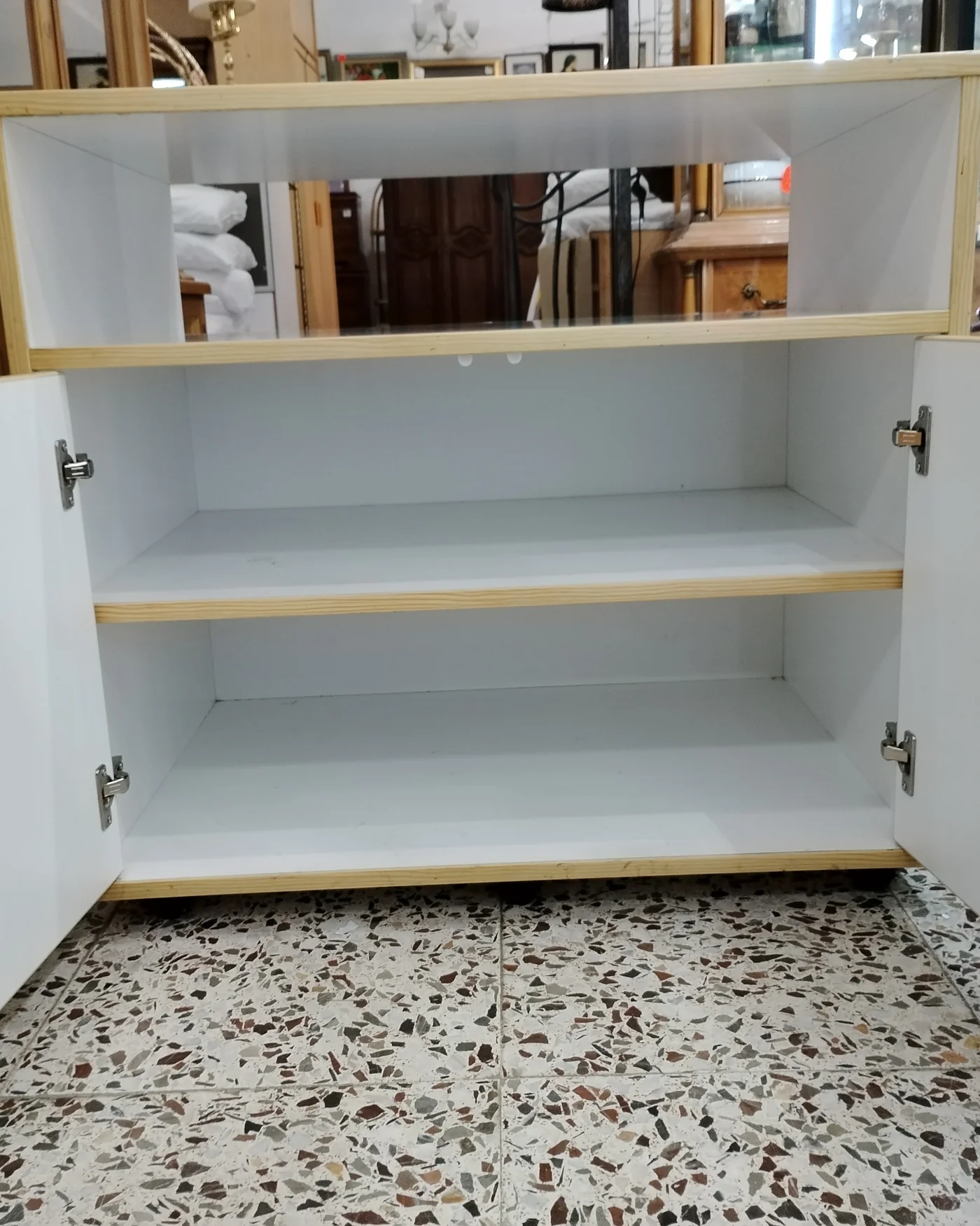 MUEBLE BAJO DE ALMACENAMIENTO - imagen 2