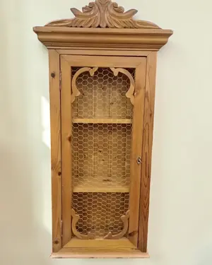 Alacena rústica de colgar con puerta de malla de alambre - miniatura 1