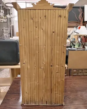 Alacena rústica de colgar con puerta de malla de alambre - miniatura 4