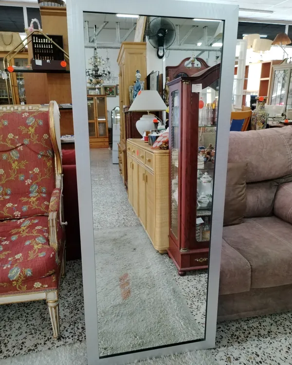 ESPEJO VESTIDOR