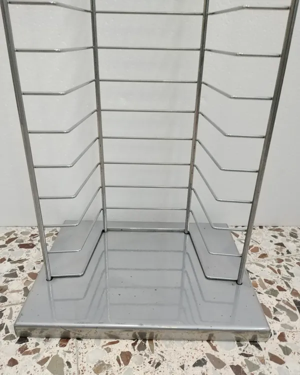 ORGANIZADOR DE CDS METÁLICO