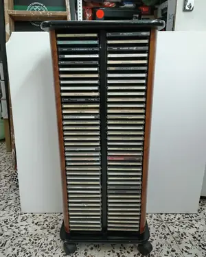 mueble giratorio de madera para cds - miniatura 1