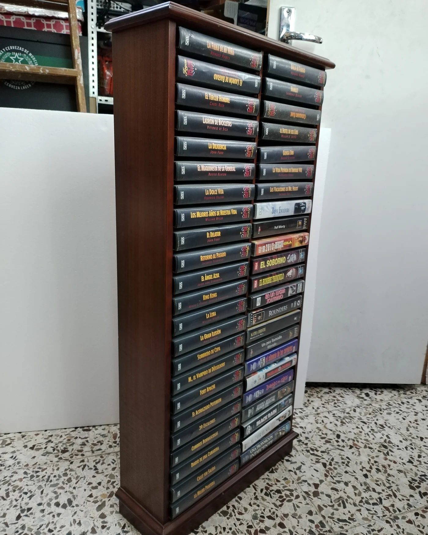 MUEBLE ORGANIZADOR PARA VHS - imagen 3