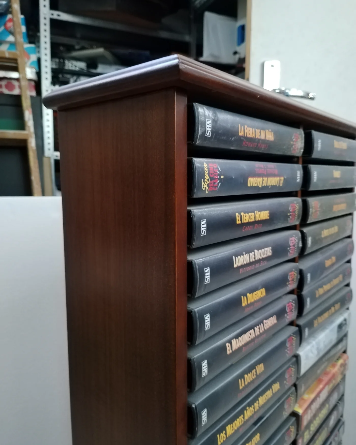 MUEBLE ORGANIZADOR PARA VHS - imagen 4