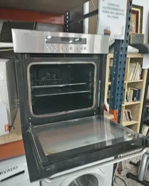 Horno eléctrico AEG de acero inoxidable - miniatura 3