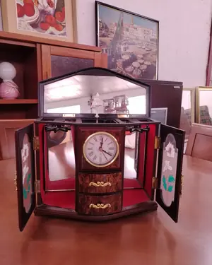 JOYERO Con bailarina - miniatura 1