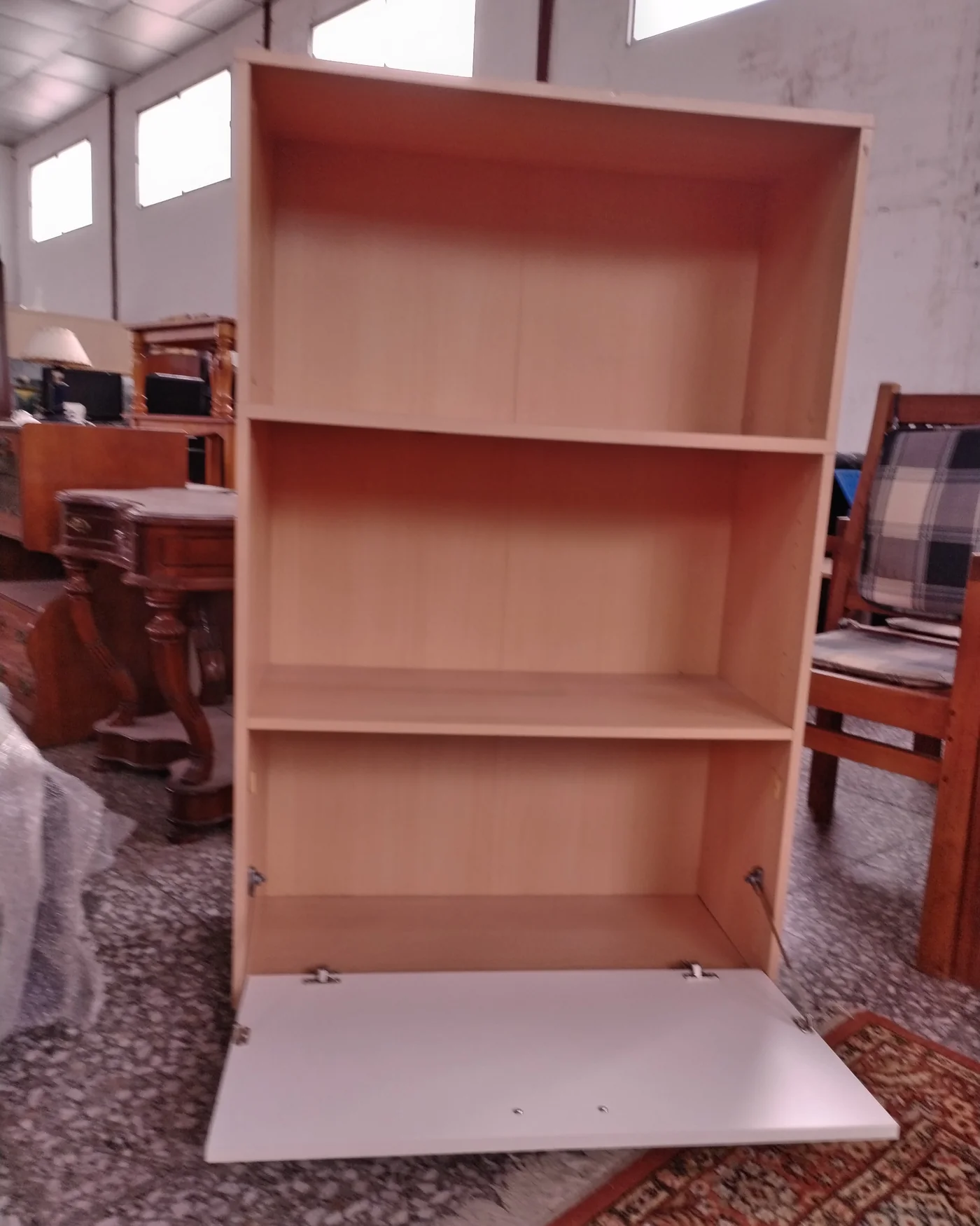 Mueble estantería claro con cajón - imagen 3