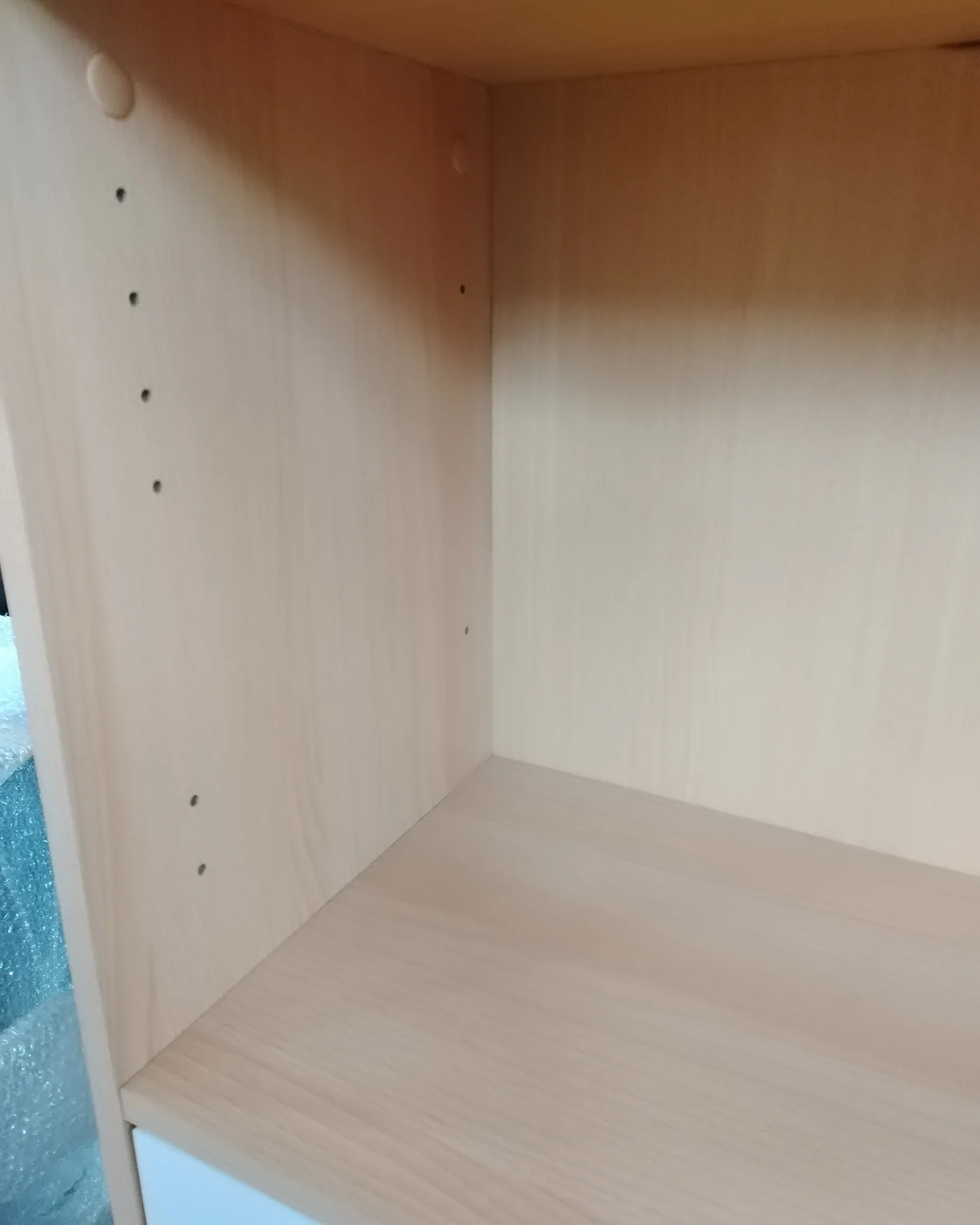 Mueble estantería claro con cajón - imagen 4
