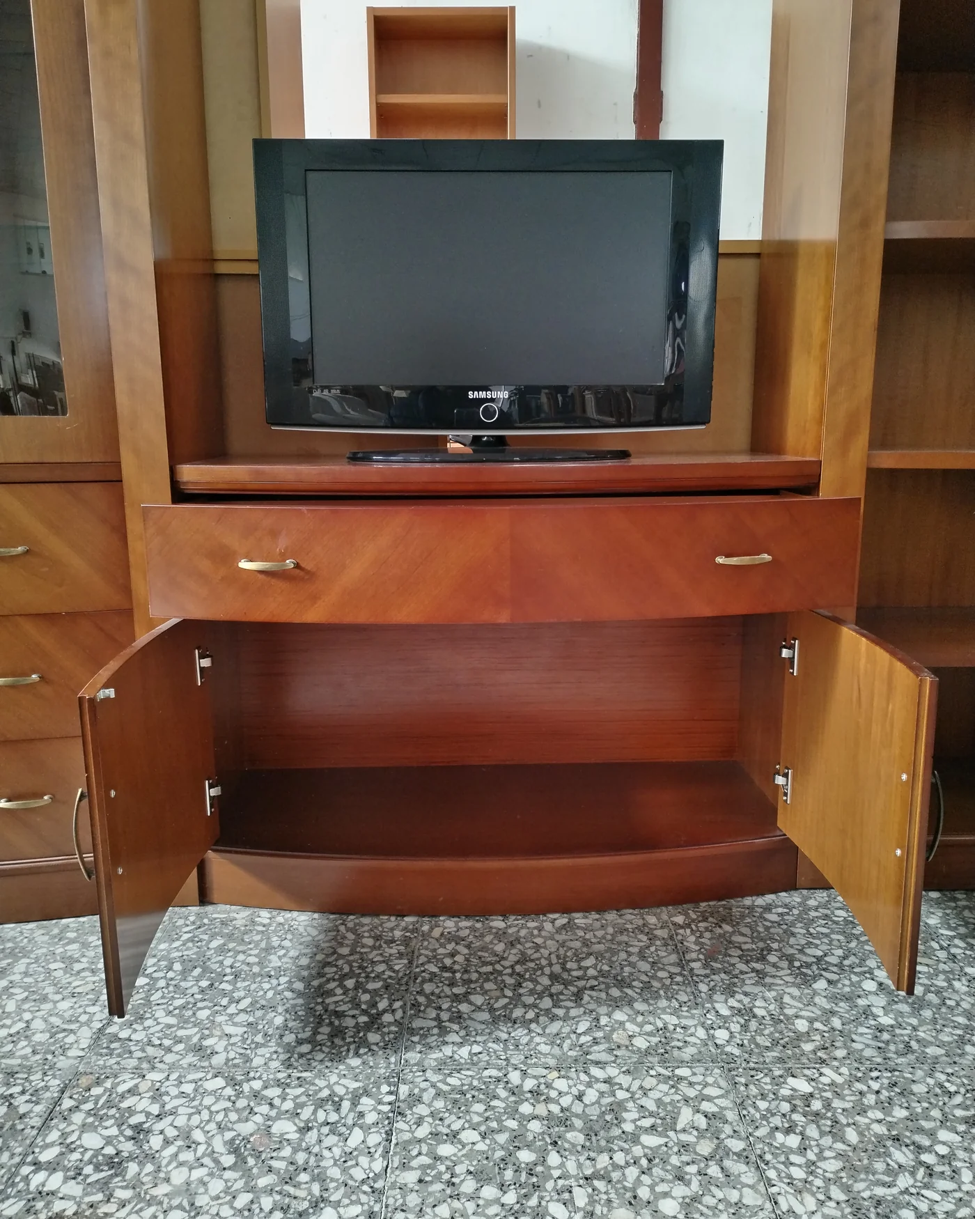 Mueble de Salón en Madera Maciza - imagen 5