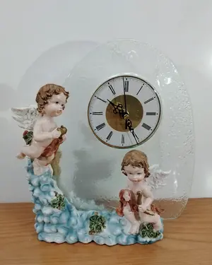 Reloj de cristal con angelitos - miniatura 1