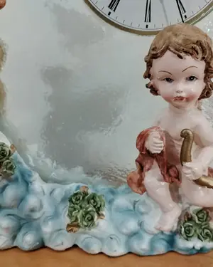Reloj de cristal con angelitos - miniatura 2
