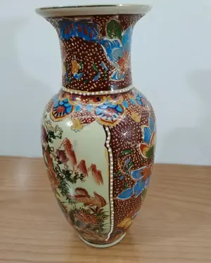Jarrón de porcelana china decorado - miniatura 2