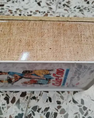 Caja metálica vintage de Cola-Cao con ilustración de pipa - miniatura 2