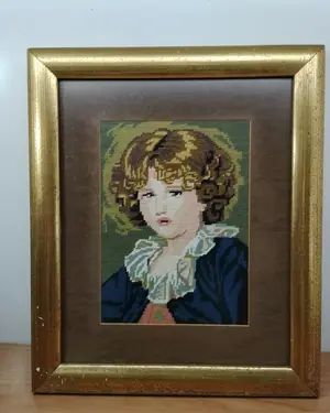 Cuadro de punto de cruz retrato femenino enmarcado - miniatura 1
