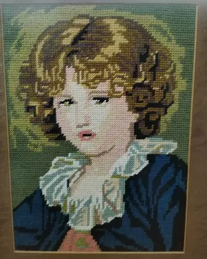 Cuadro de punto de cruz retrato femenino enmarcado - miniatura 3