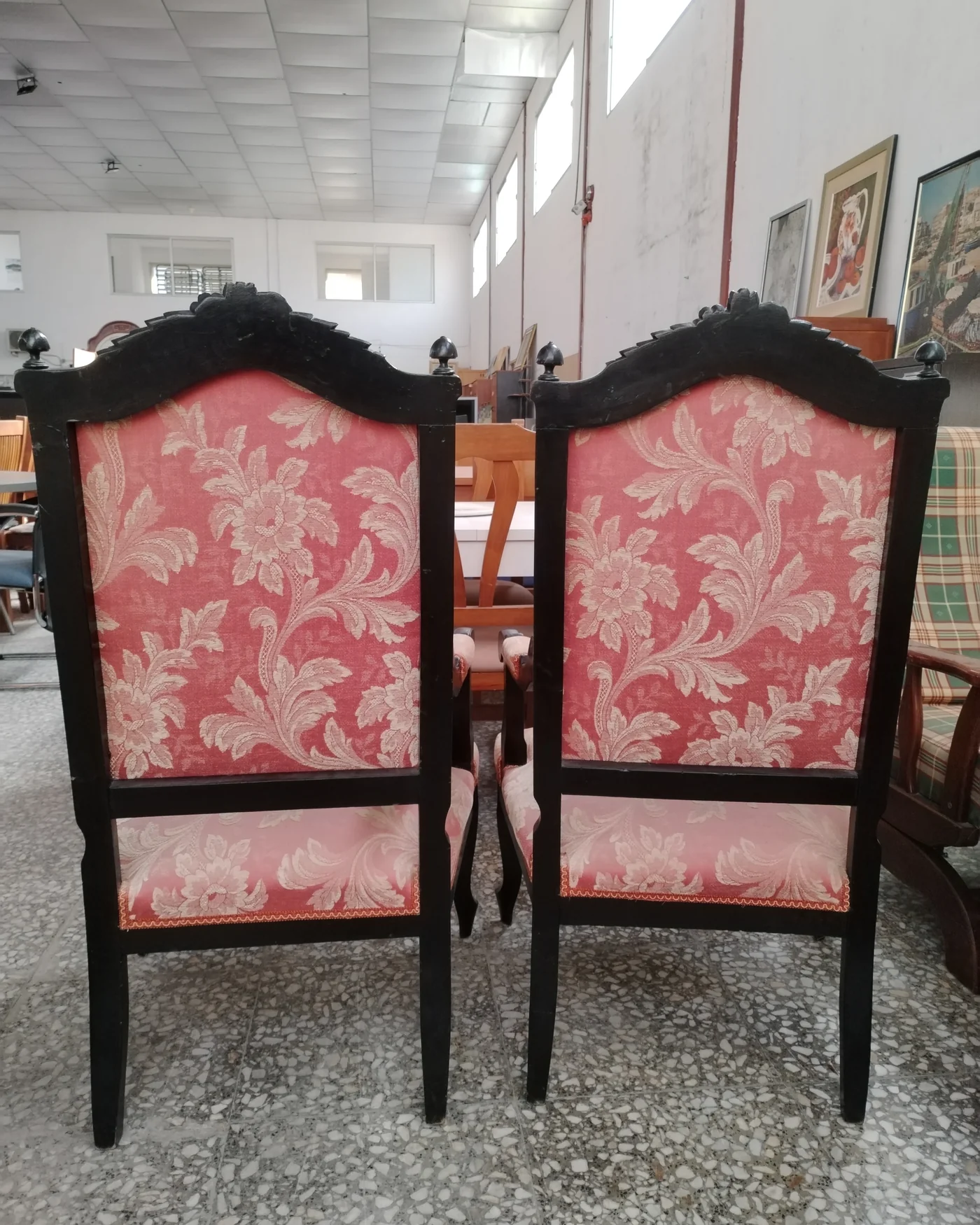 Par de sillones estilo Luis XVI - imagen 5