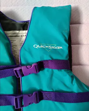 Chaleco salvavidas Quiksilver vintage talla universal - miniatura 2