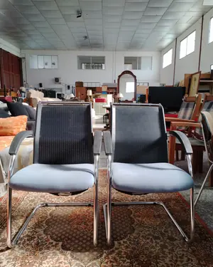 Par de sillas de oficina vintage - miniatura 1