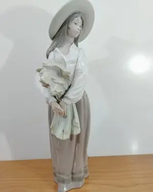 Figura de cerámica mujer espigadora - miniatura 3