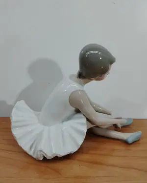 Bailarina de porcelana Nao - miniatura 5