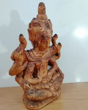 Escultura balinesa de escayola - miniatura 2