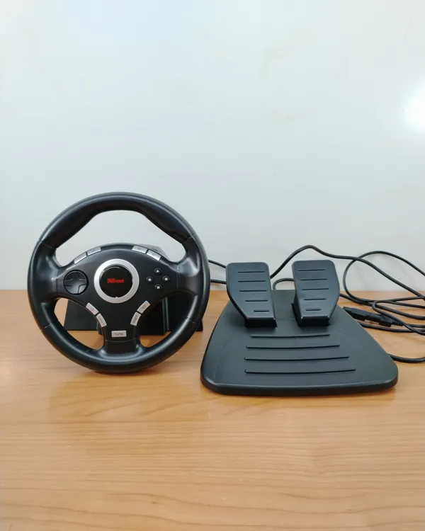 Volante de Juegos Trust Gxt 27 Force Vi