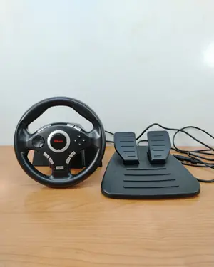 Volante de juegos Trust GXT 27 Force Vi - miniatura 1