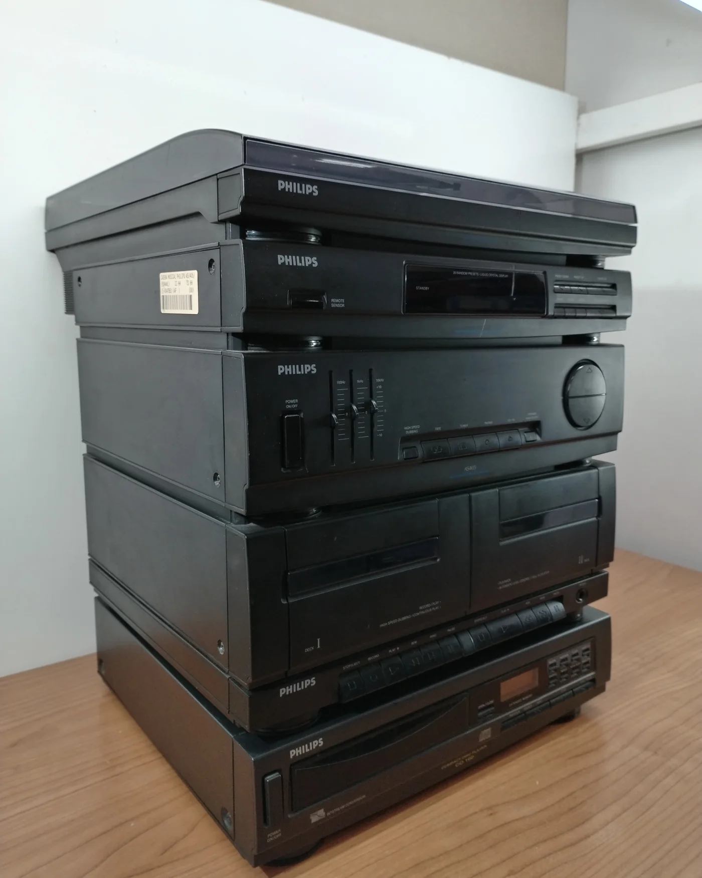 Sistema de sonido estéreo Philips AS405 con tocadiscos, reproductor de CD y doble casetera - imagen 2