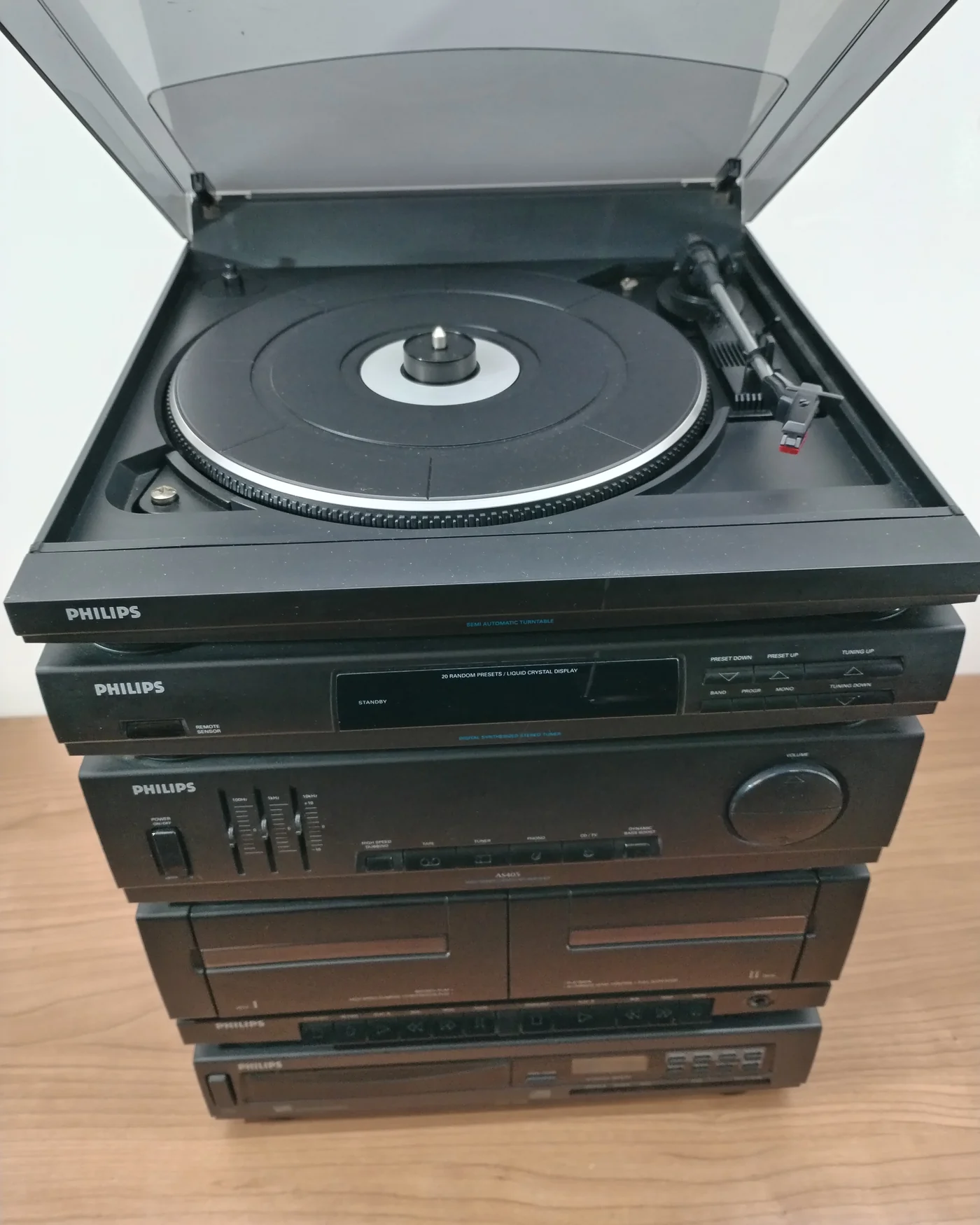 Sistema de sonido estéreo Philips AS405 con tocadiscos, reproductor de CD y doble casetera - imagen 3