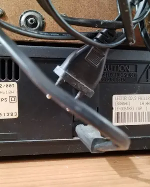 Sistema de sonido estéreo Philips AS405 con tocadiscos, reproductor de CD y doble casetera - miniatura 7