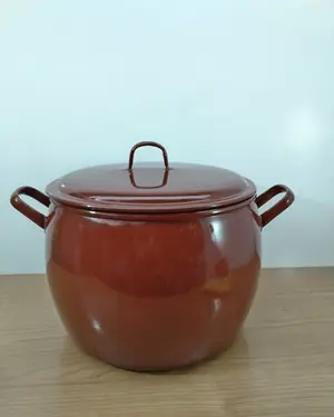 Olla esmaltada marrón vintage - miniatura 1