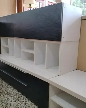 Mueble de comedor alargado negro y blanco - miniatura 3